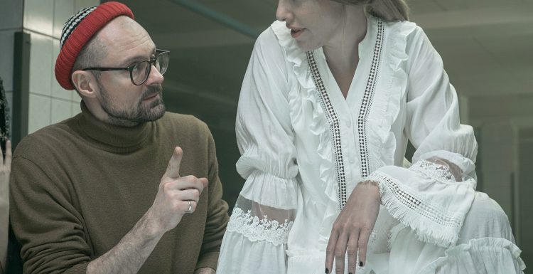 Ксения Собчак стала президентом России в новом проекте Максима Диденко «амроН»