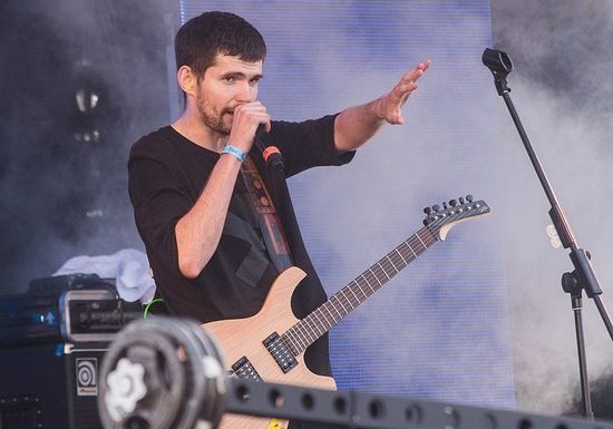 Noize MC зашифровал призыв к протесту в японской легенде